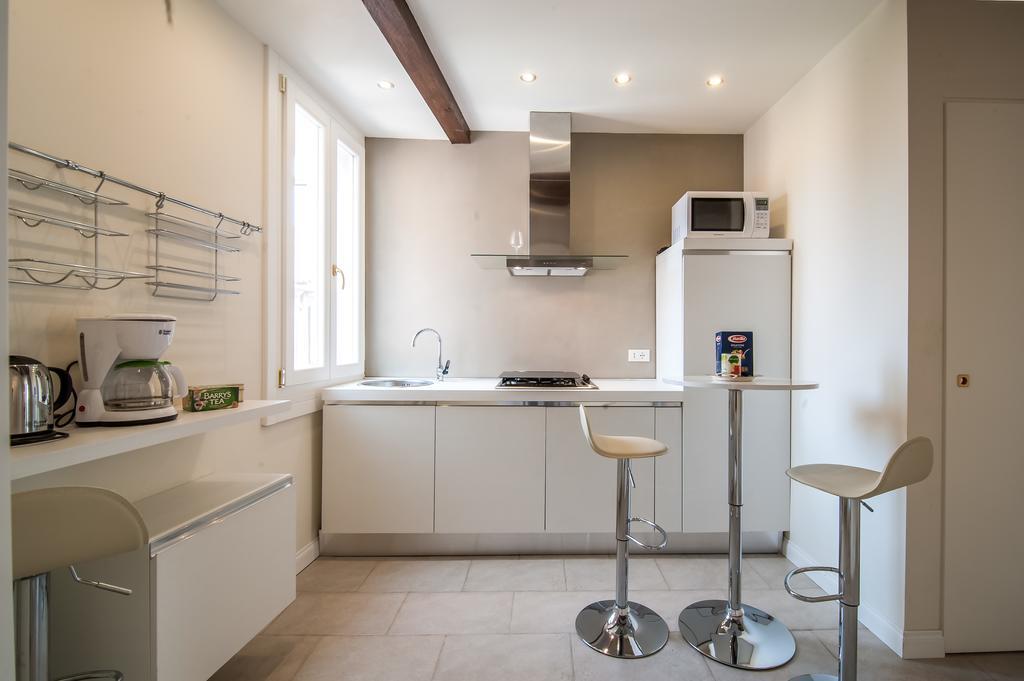 Michelle In Charming Apartamento Veneza